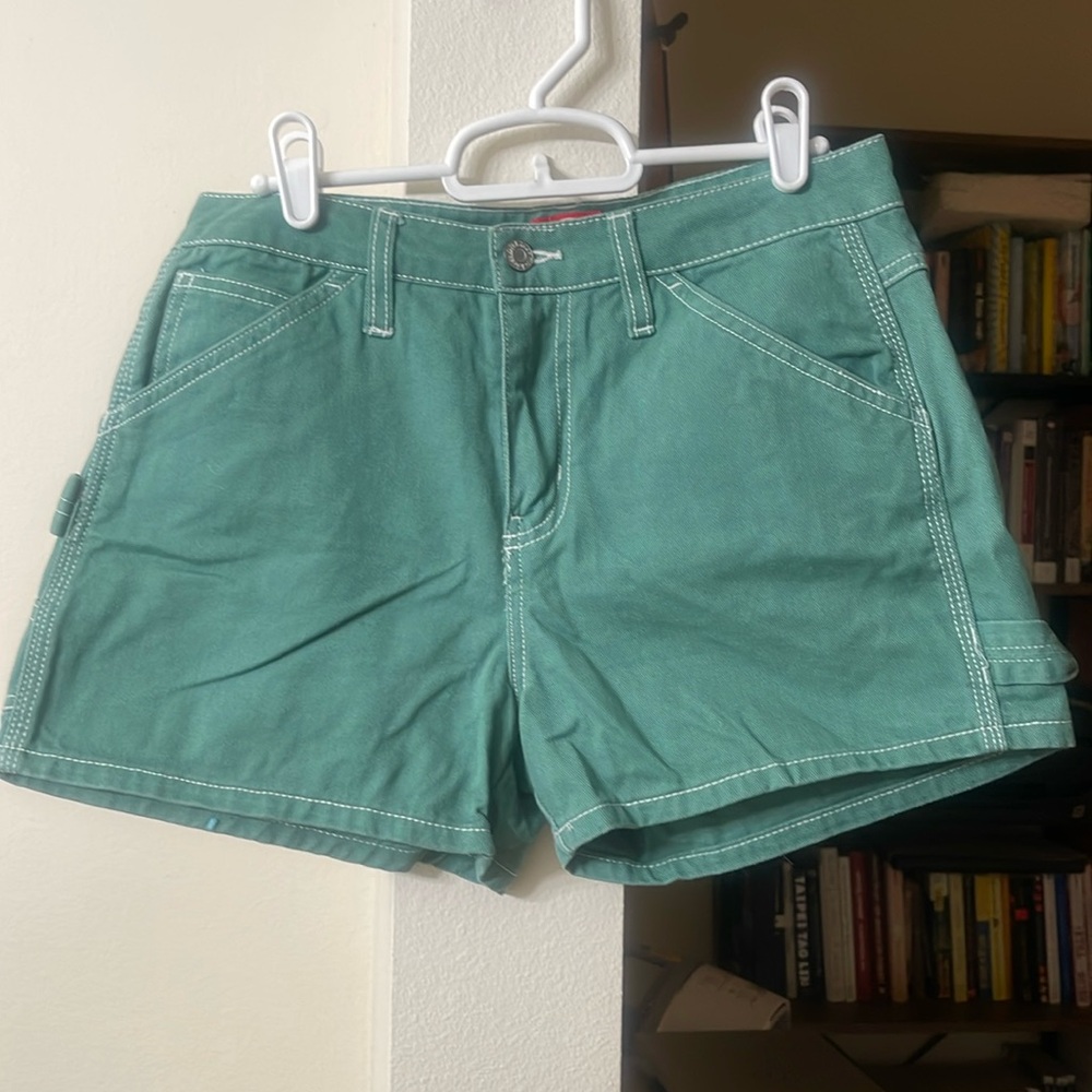 Dickies shorts! Super cute!